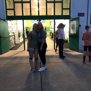 Meet your Posher, Abbie